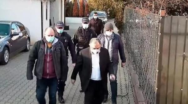 vanghelie confirma si explica de ce si a incuiat familia intr o camera la descinderile dna