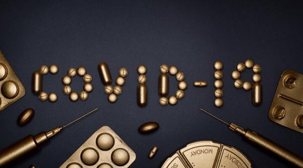 canada a autorizat pastila anti covid produsa de pfizer