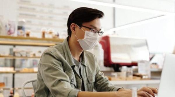 chinezii avertizati sa nu cumpere nimic din strainatate de teama omicron totul a pornit de la un colet