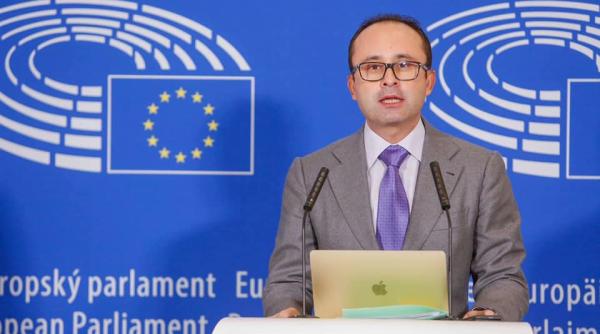 cristian busoi il contrazice pe rares bogdan rafila face treaba buna