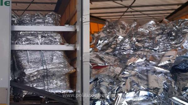 peste 33 de tone de deseuri din plastic din bulgaria au fost oprite in vama giurgiu foto