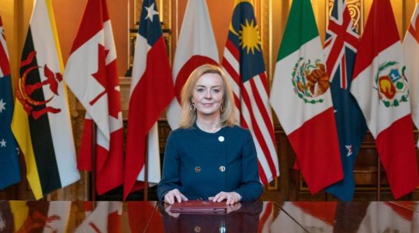 liz truss sefa diplomatiei britanice vizita la moscova