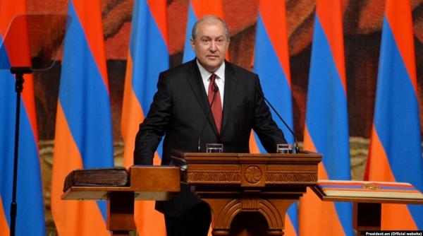 armen sarkissian presedintele armeniei a demisionat