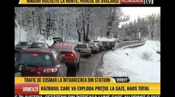 aglomeratie pe dn 1 valea prahovei la finalul minivacantei sute de masini in coloana desi asfaltul a fost curatat