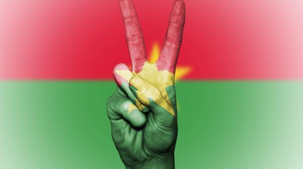 armata a preluat puterea in burkina faso presedintele a fost arestat