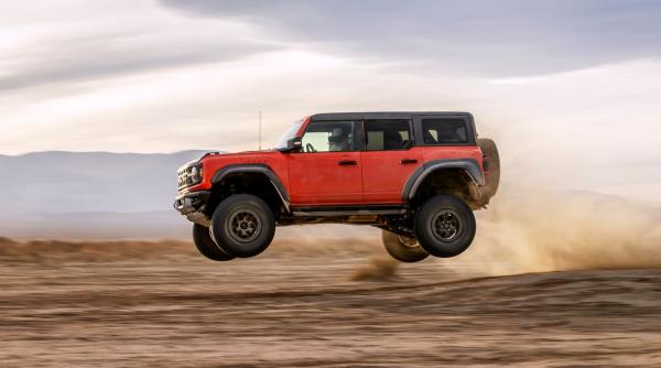 ford bronco raptor modelul care domina terenul neprietenos
