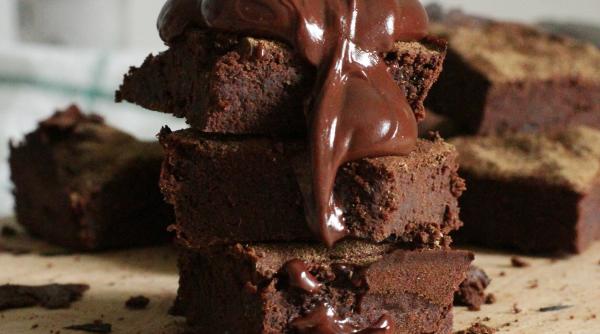 prajitura cu ciocolata dietetica reteta fara zahar faina si unt