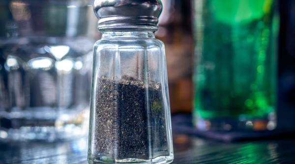 de ce sa pui piper in masina de spalat