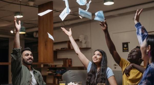 danemarca a renuntat de astazi la toate restrictiile anti covid