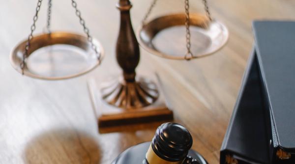 termenul limita pentru depunerea unei sesizari la cedo se reduce la patru luni din momentul comunicarii deciziei definitive