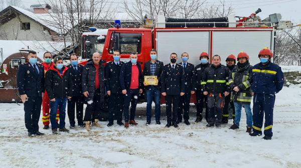 pompierii din abrud premiati pentru interventia de la incendiul din caminul de batrani