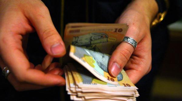 cati beneficiari de ajutor social sunt in romania unde este polul saraciei