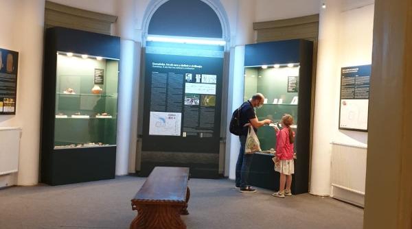 expozitiile anului 2022 la muzeul municipiului bucuresti