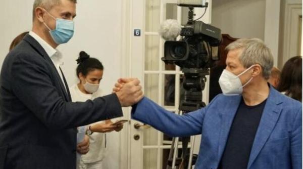 tensiuni in usr gusa culise de ce s a suparat barna pe ciolos chirieac daca ma intrebati usr ar trebui sa scape de dinozauri