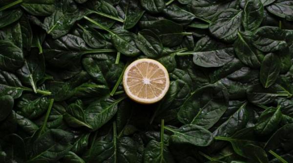 doza perfecta de vitamina c pentru o femeie vs un barbat anca hancu de ce e bine sa pui la final lamaie peste spanac