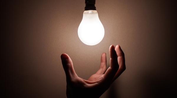 facturile la energie prabusesc romanii atentie totul a inceput din 2008 dar acum avem ceva dupa doi ani de nimic totusi romania exporta curentul electric