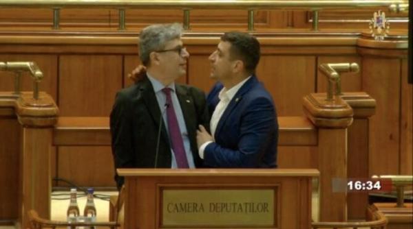val valcu dupa gestul lui george simion din parlament capra sare masa iada sare casa paula rusu poate o incasati ca pumnii lui minte nu are