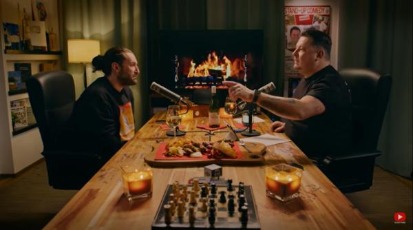 bobonete si smiley pariu pe romanii au talent daca o sa castig ma iei sa cant o strofa intr un clip cu tine vreau si eu 8 lei pe an