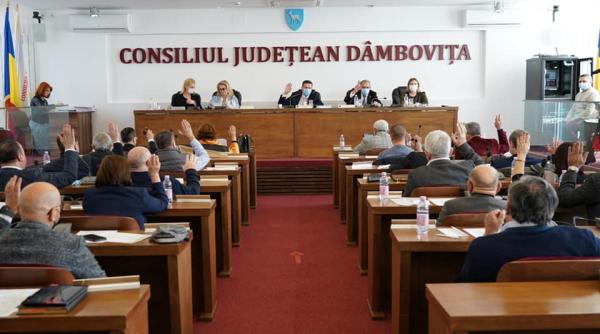 bugetul cj dambovita a fost votat care sunt investitiile bugetate pentru 2022