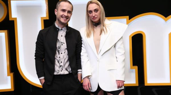 o concurenta iumor si a bagat un cui in nas ilona brezoianu mi a adus aminte de testele covid 19