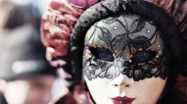 carnavalul de la venetia sarbatorit sub zodia pandemiei