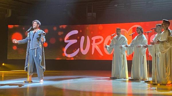 cezar ouatu dupa semifinala eurovision 2022 am iesit din tot acest circ o sa las aici scris