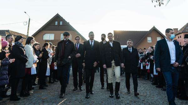 ministrul de externe al ungariei face campanie electorala in transilvania