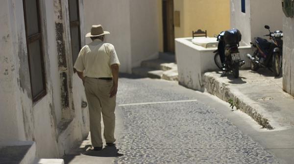 secretul vietii lungi a grecilor din ikaria confirmat de prof dr vlad ciurea orele la care creierul functioneaza la maximum