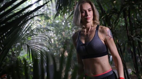 roxana ciuhulescu momentul greu care i a schimbat total viata cum a trecut de la compromis la fericire viata e prea scurta