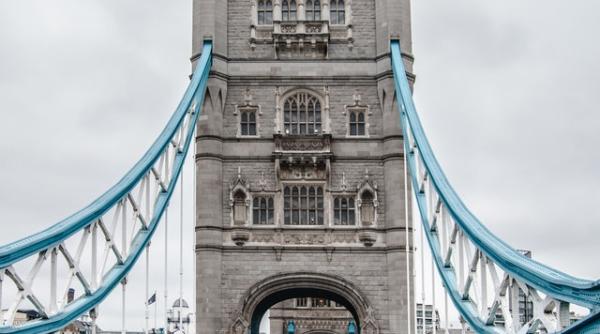 criza din ucraina cati bani pleaca din rusia spre marea britanie