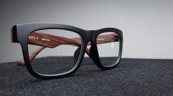 de la cinci dioptrii la o dioptrie in 18 luni solutia miraculoasa pentru a scapa de ochelari exista doar un singur caz in care pacientii pot vedea mai clar