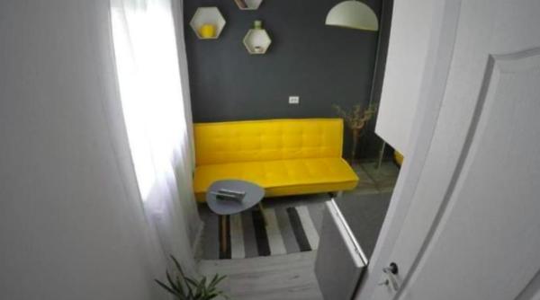 garsoniera de 11 mp din cluj la nod in papura comparatie cu caminele de nefamilisti sa construim repede si pentru multi