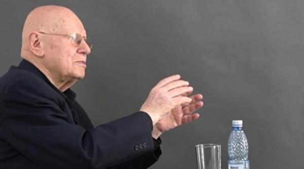 razvan theodorescu raspuns la intrebarea duplicitatea si tradarea calitati sau defecte ale poporului roman