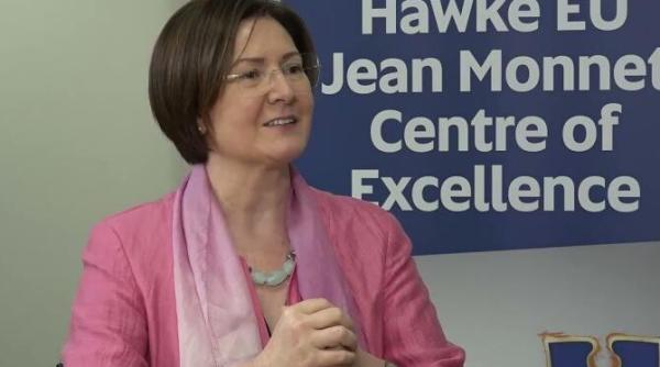 ambasadoarea italiei in australia a murit dupa ce a cazut de la balcon