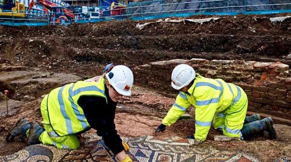 cel mai mare mozaic roman descoperit in londra un loc de relaxare pentru protipendada perioadei