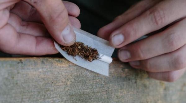 premiera in romania consumatorii de droguri cercetati de diicot supusi conceptului de justitie terapeutica