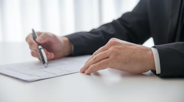 adrian nastase scoate documentul semnat de lavrov au fost calcate in picioare acesta este adevarul avertisment