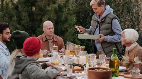 sunt copiii ultimelor generatii mai sensibili razboiul dintre generatii perpetuat de natura umana