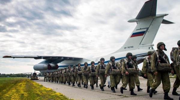 defenseromania asediu total la kiev ucraina doboara doua avioane de parasutisti rusi rusia lanseaza rachete din marea neagra