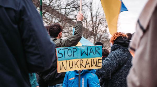 ucraina macron acest razboi va dura si trebuie sa ne pregatim pentru aceasta