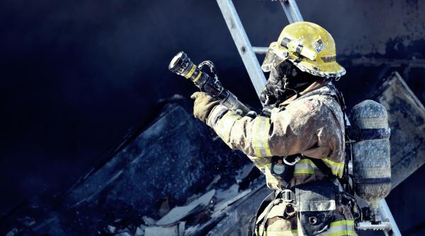 plan rosu activat in carei dupa o explozie urmata de incendiu 11 victime inregistrate pana acum