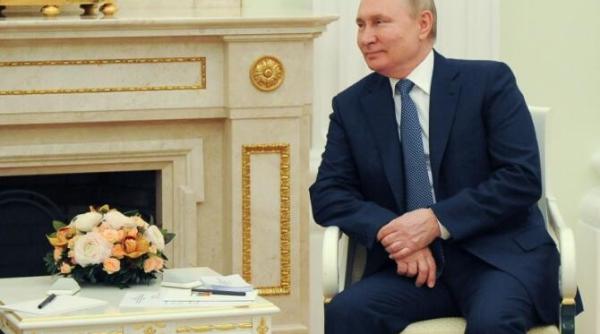 senator republican guvernul rus e un paria sua ar trebui sa continue sa ridice sanctiunile impotriva a ceea ce e un regim malefic