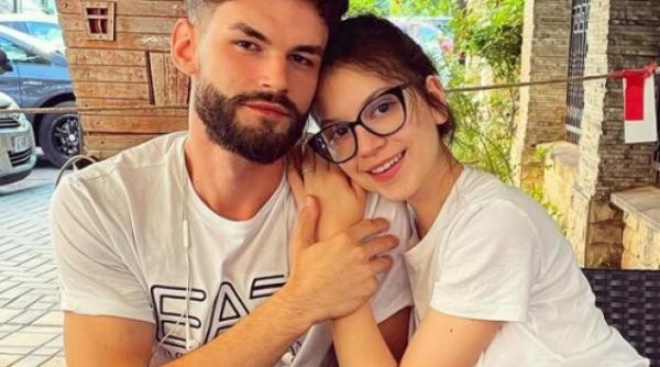 cleopatra stratan se teme pentru parintii ei din republica moldova