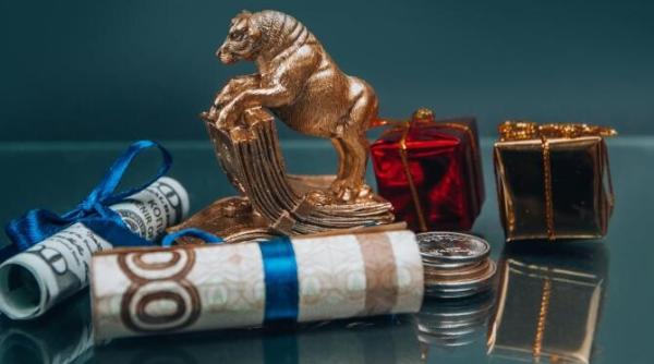 rubla ruseasca a scazut cu 30prc rusia ar putea ajunge izolata dupa modelul coreei de nord