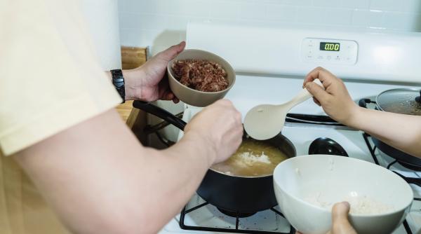 mancarea gatita refrigerata sau congelata bilic despre cea mai sigura metoda ca sa evitam contaminarea alimentelor