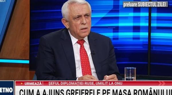 petre daea si dana chera au mancat greieri in direct am lasat o doar in masea nu am inghitit o video