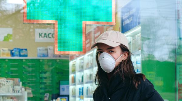 iodura de potasiu si nebunia iscata dupa amenintarea cu armele nucleare farmaciile luate cu asalt de romani zic ca vrem sa i omoram