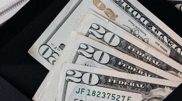 bancile de stat din china restrictioneaza finantarea pentru produsele de baza rusesti