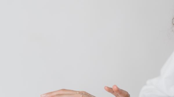 beneficiile unice ale scrubului de corp