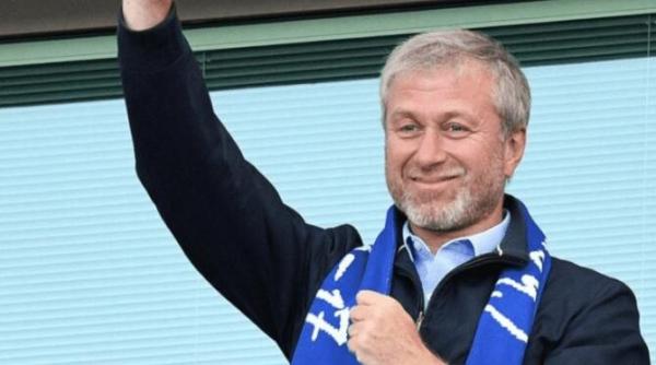 responsabilul premier league saluta vanzarea clubului chelsea de catre abramovici